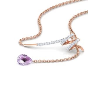 "Pearl necklace with round white pearls and silver clasp"